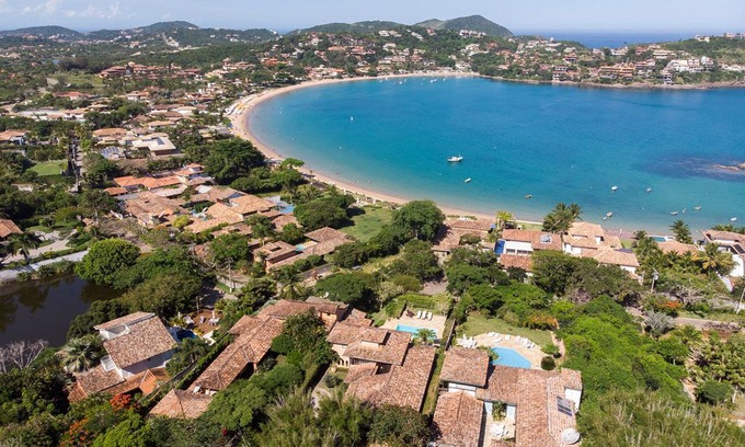 Village da Ferradura Villa | Beautiful house with five suites, on Ferradura beach street