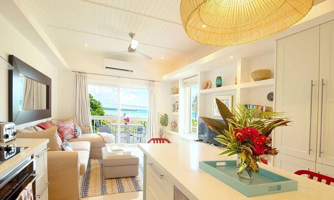 Governor's Harbour Apartment | Beautiful Island-Designed 2 BR Bayview Apartment