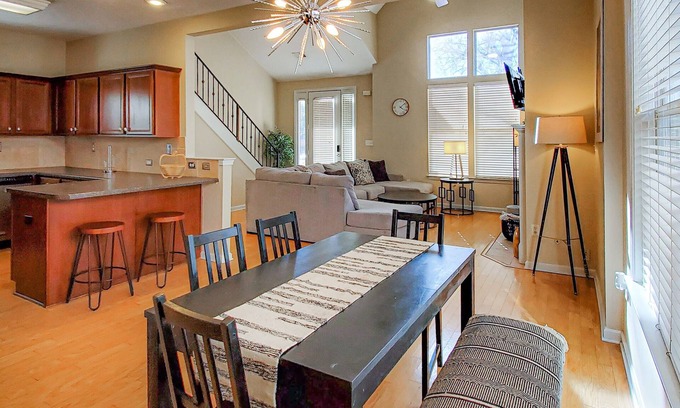 Memphis House | Beautiful Island Home near Medical district