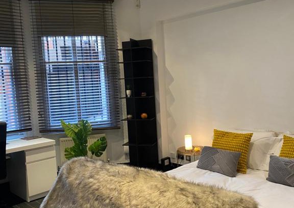 Queen's Gate Apartment | Beautiful Modern studio in High Street Kensington