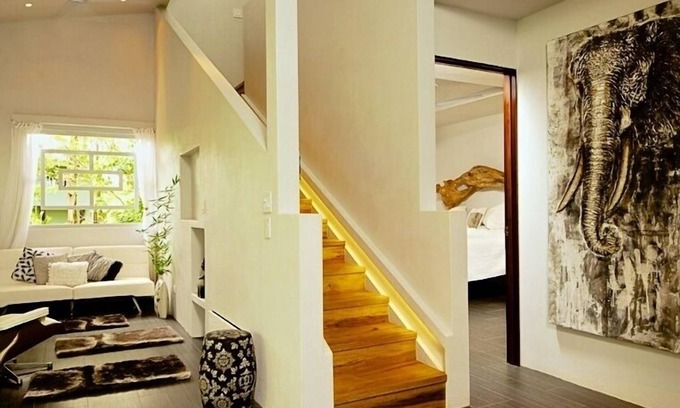 Pavones House | BEAUTIFUL MODERN! Walk To Beach,POOL TABLE,Great Beds, Sleeps 6 in beds 9total