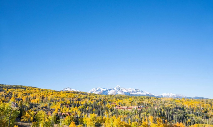 Mountain Village Apartment | Beautiful new Peaks Penthouse- Ski-in & Ski-out with Amazing Views