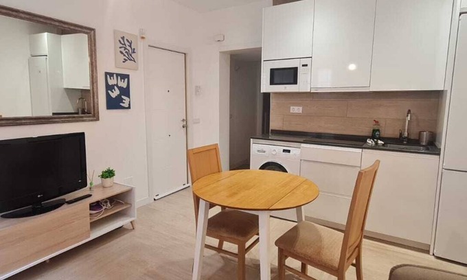 Vista Alegre Apartment | Beautiful newly refurbished flat