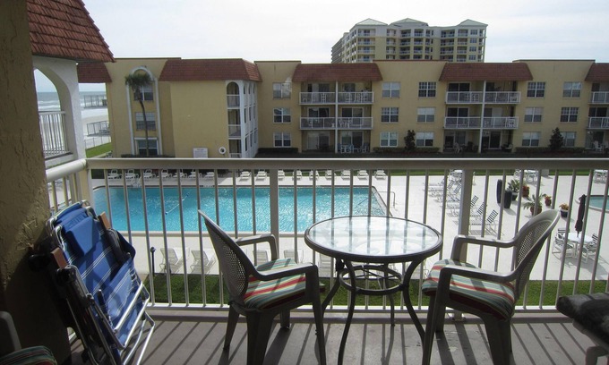 Point East Condo | BEAUTIFUL OCEAN VIEW, 2 BEDROOM CONDO. UNBELIEVABLE DISCOUNT. ENJOY OFF SEASON.