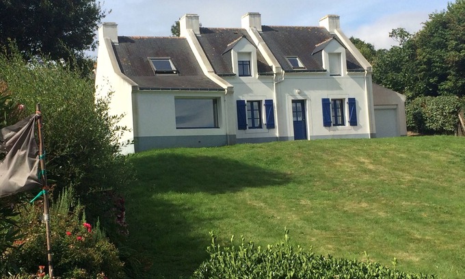 Locmaria House | Beautiful owner's house by the beach