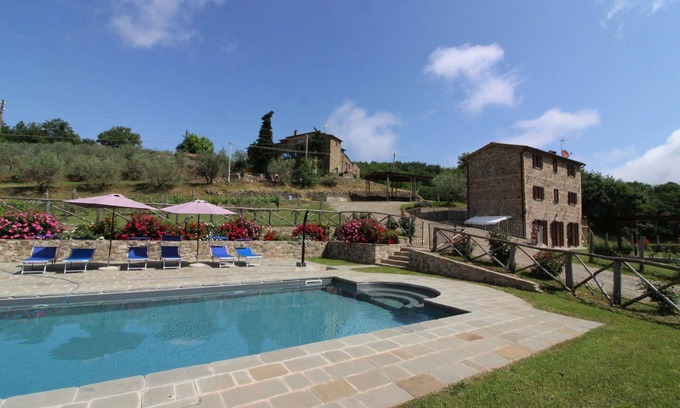 Bivio Lugnano Villa | Beautiful private villa for 7 people with private pool and TV