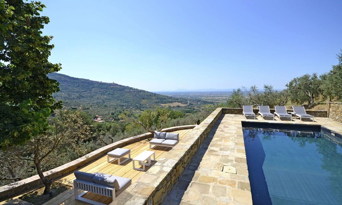 San Pietro a Cegliolo Villa | Beautiful private villa for 8 people with A/C, private pool, WIFI, TV, patio and panoramic view