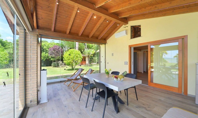 San Feliciano House | Beautiful private villa for 5 people with WIFI, A/C, TV, terrace and pets allowed