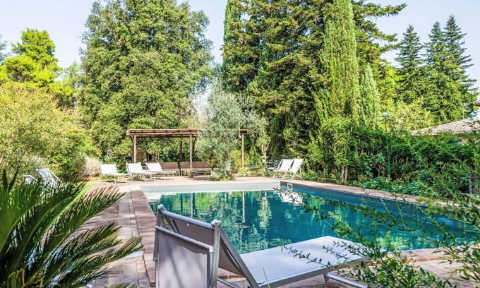 Orvieto Villa | Beautiful private villa for 12 guests with WIFI, pool and parking