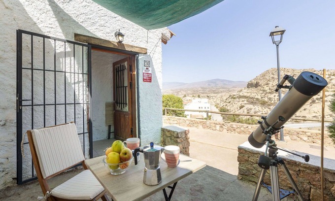 Terque Villa | Beautiful private villa for 4 people with WIFI, TV and terrace