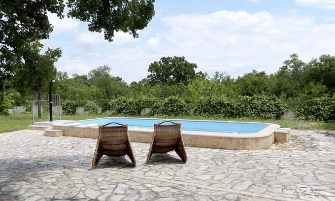 Drinovci House | Beautiful private villa for 4 people with A/C, WIFI, private pool, TV, terrace and pets allowed