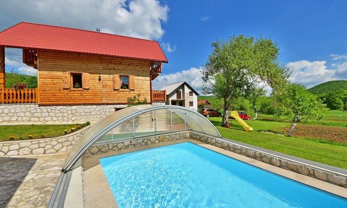 Krivi Put House | Beautiful private villa for 5 guests with WIFI, pool, TV, terrace, pets allowed and panoramic view