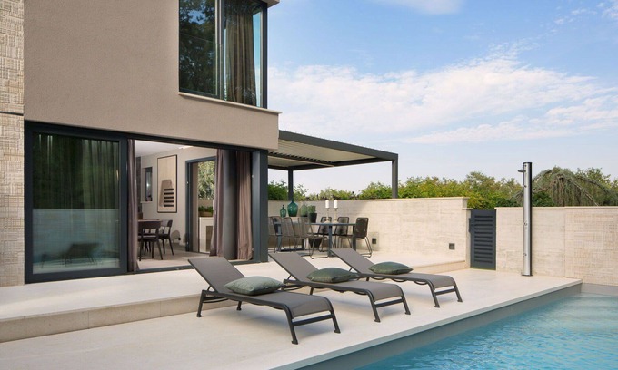 Krizine Villa | Beautiful private villa for 20 guests with A/C, WIFI, private pool, TV and terrace