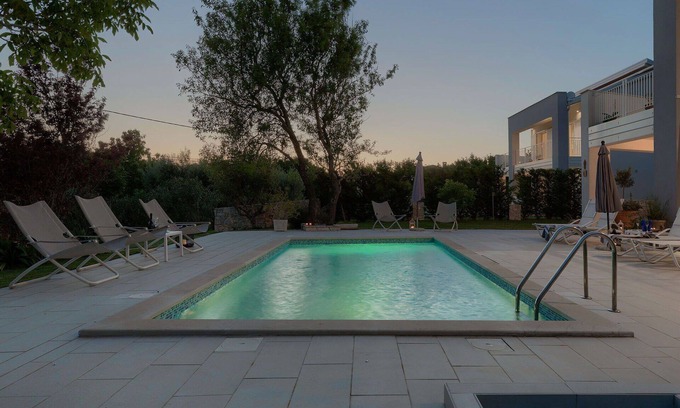 Stanisovi Villa | Beautiful private villa with A/C, private pool, WIFI, TV, terrace, pets allowed and panoramic view