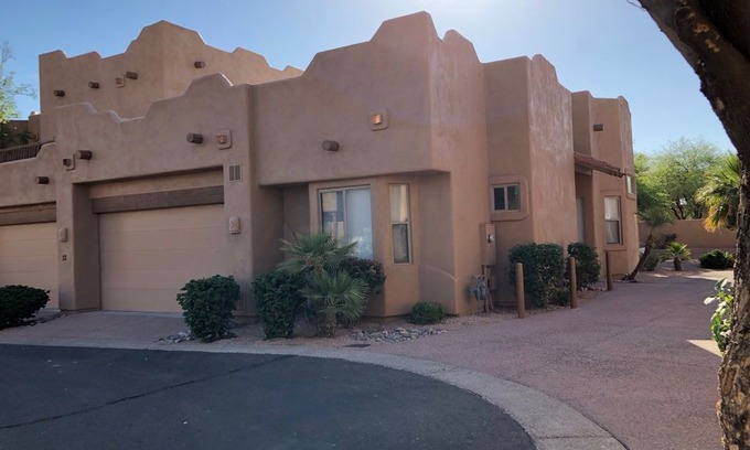 Red Mountain Ranch House | Beautiful Red Mountain Ranch Townhome