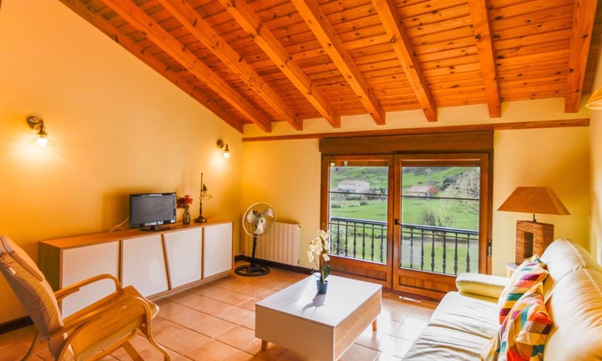 Liencres Apartment | Beautiful refurbished flat in Liencres