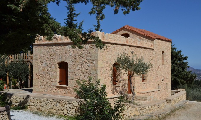 Melidoni Cottage | Beautiful Stone Cottage with Sea and Mountain Views
