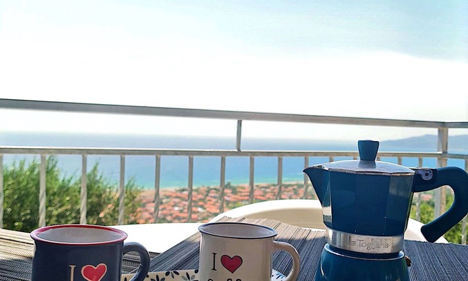 Ascea Apartment | Beautiful studio apartment HOLIDAY HOME MIRAMARE
