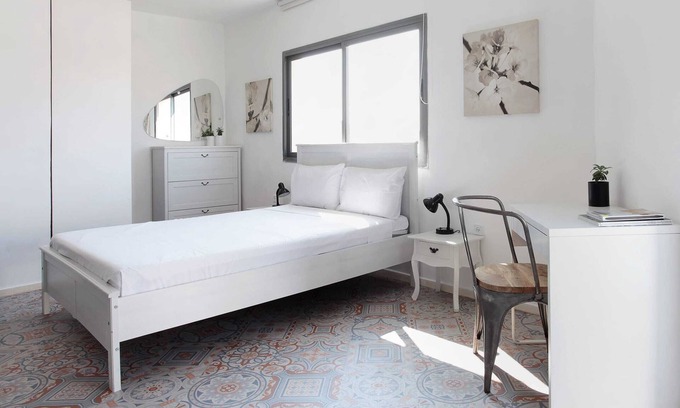 Jaffa Apartment | Beautiful Studio in Flea Market By Holiday Rentals