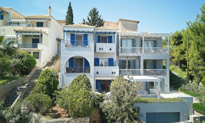 Agios Emilianos House | Beautiful summer house 5' from the beach
