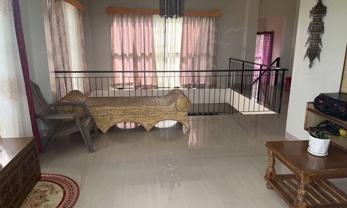 Zamboanga House | Beautiful Three Bedroom Home with City View