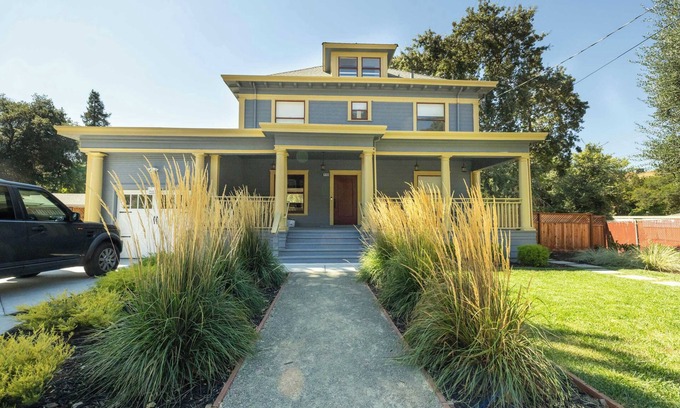 Martinez House | Beautiful Turn of the Century Home with Pet Friendly Yard