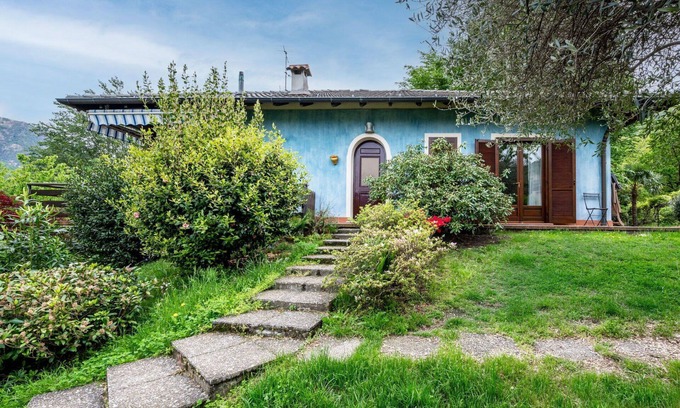 Casale Corte Cerro House | Beautiful villa for 4 people with WIFI, TV, terrace and pets allowed