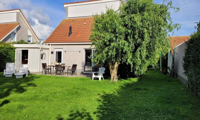 Obertressen House | Beautiful vacation home with lovely garden