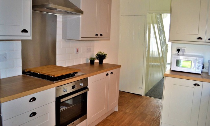 Folkestone House | Beautiful Victorian House with 3 bedrooms (near town centre and beaches)