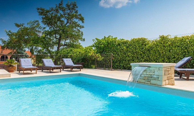 Rovinjsko Selo House | Beautiful villa near Rovinj with private pool