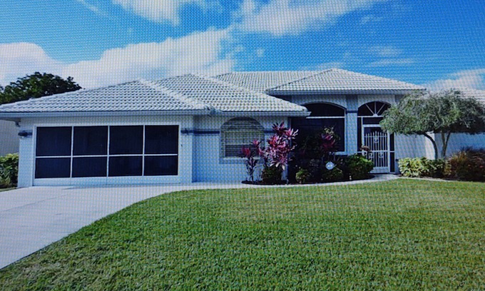 Gulf Cove House | Beautiful Waterfront3BR2BA