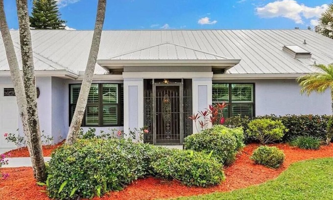 Lely Golf Estates House | Beautifull 3-bed, 2.5-bath pool home in the heart of Lely Country Club.
