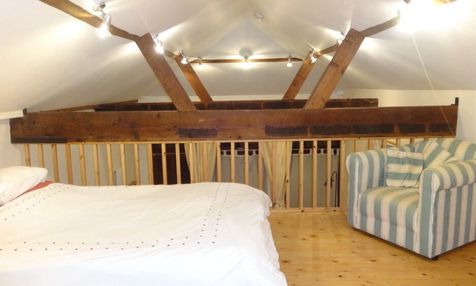 Gloucester Cottage | Beautifully Converted Barn