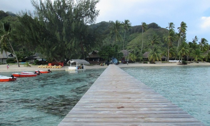 Moorea-Maiao House | Beautifully equipped bungalow - 3 bdrms air-conditioned - kayak - Superb beach 40m from private servitude