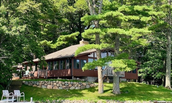 Stone Lake Cottage | Beautifully renovated cabin available for first time on VRBO!