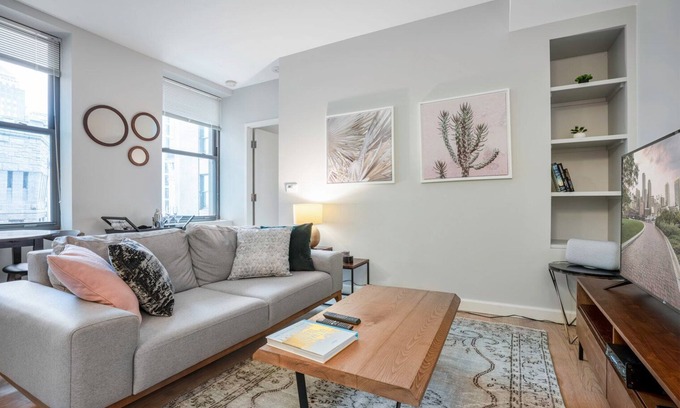 Bay Village Apartment | Beauty in Back Bay, 1BR w/Gym, close to the Common by Blueground