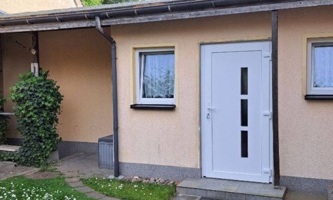 Zinnowitz Apartment | Becker, Ralf - Holiday Room PEGGY