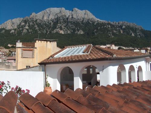 Oliena Bed & Breakfast | Bed and Breakfast Santa Maria Oliena
