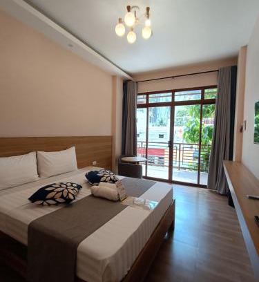 Barangay Buena Suerte Hotel | Beehive El Nido