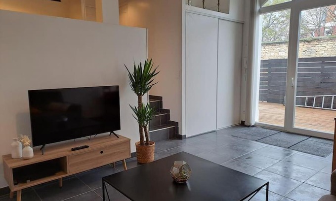 Maladiere Apartment | Bel Appartement Grande Terrasse avec parking à Dijon