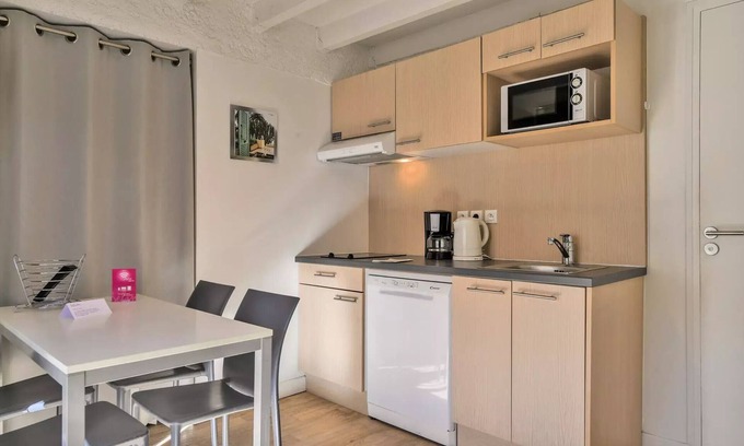 Balaruc-les-Bains Apartment | Belambra Clubs and Residence Balaruc-les-Bains - Les Rives De Thau - Classic Duplex Bungalow 1 Bedroom 2 People Terrace