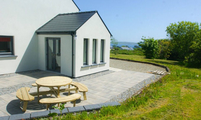 Kilcrohane House | Bell View (TR3) Holiday Home Sheeps Head by Interhome
