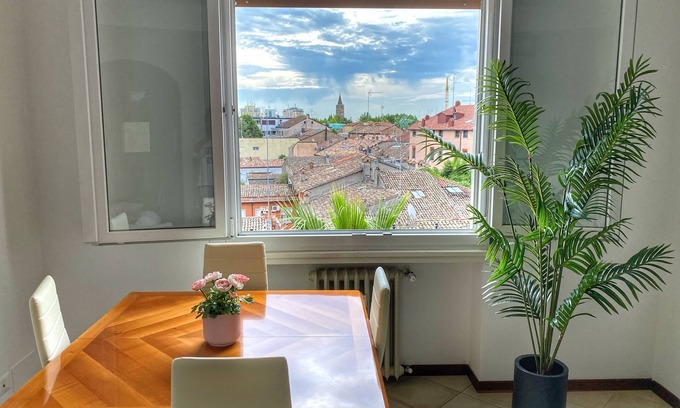 Ravenna Apartment | BELLAVISTA, bright and stylish two bedroom apartment in the heart of the Ravenna
