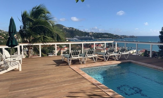 Estate Queens Quarter Villa | Bellavista Poolside Suite
