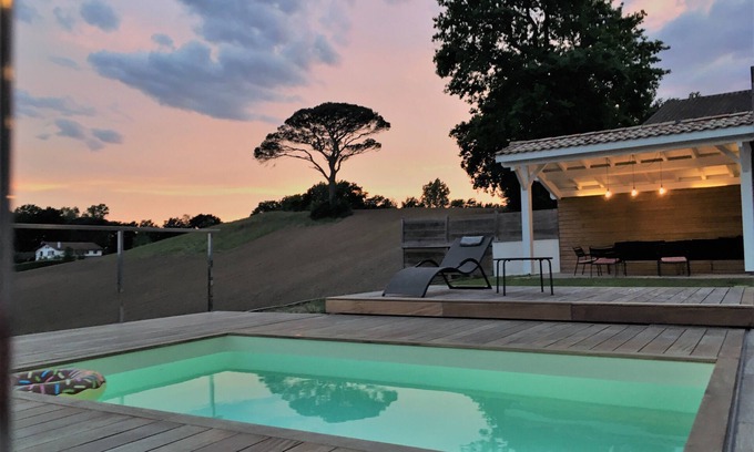Saint-Barthelemy House | Belle Villa Avec Piscine, Calme, Proche des Plages, Entre Landes et Pays Basque