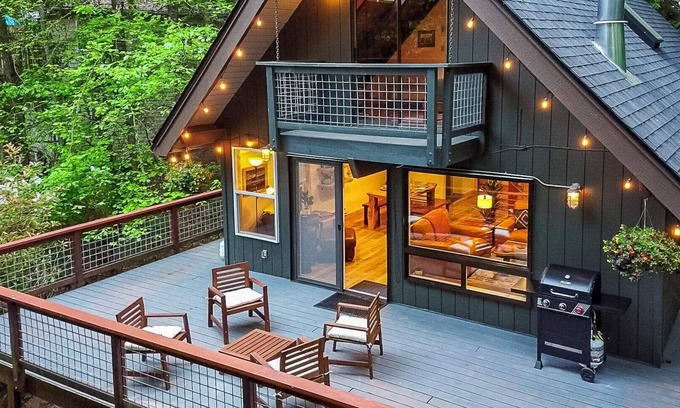 Sudden Valley Cabin | Bellingham A-Frame Hot Tub Firepit Fireplace