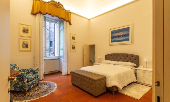 Old Town Apartment | Belvedere Suite