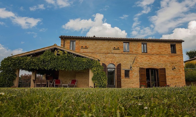 Santa Maria d'Alto Cielo Villa | Belvilla by OYO Villa dei Giardini