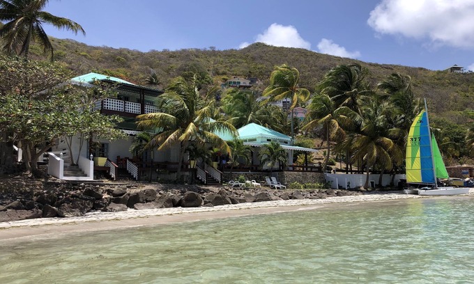 Friendship Villa | Bequia Beach Hotel