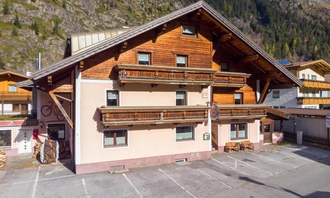 Huben House | Bergheimat S